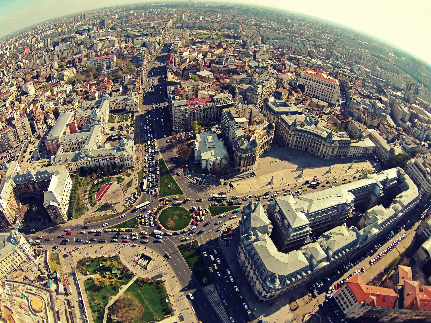 Capitala, Clujul și Iaşul sunt printre cei mai mari angajatori la începutul anului 2024. Ce alte orașe se află în top