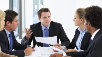 Nu mai renunța la obiective! Încearcă metoda SMART, creată de un manager american