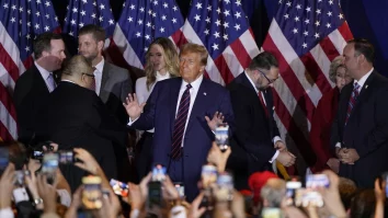 Donald Trump câștigă alegerile primare din New Hampshire