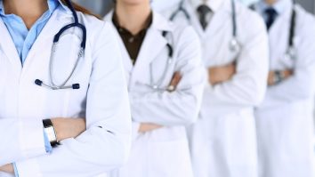 Avem nevoie de medici! Daniel Coriu: „Practic, avem 2 Românii. Una cu exces și una cu 26 de județe care au între unu și doi medici la 1000 de locuitori”