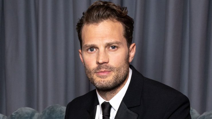 Jamie Dornan a fost transportat la spital în timpul vacanței din Portugalia. Ce a pățit actorul