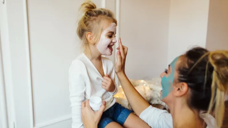 Skincare Mania: Obsesia „copiilor Sephora” pentru îngrijirea pielii a ajuns prea departe. Ce spun dermatologii despre acest fenomen