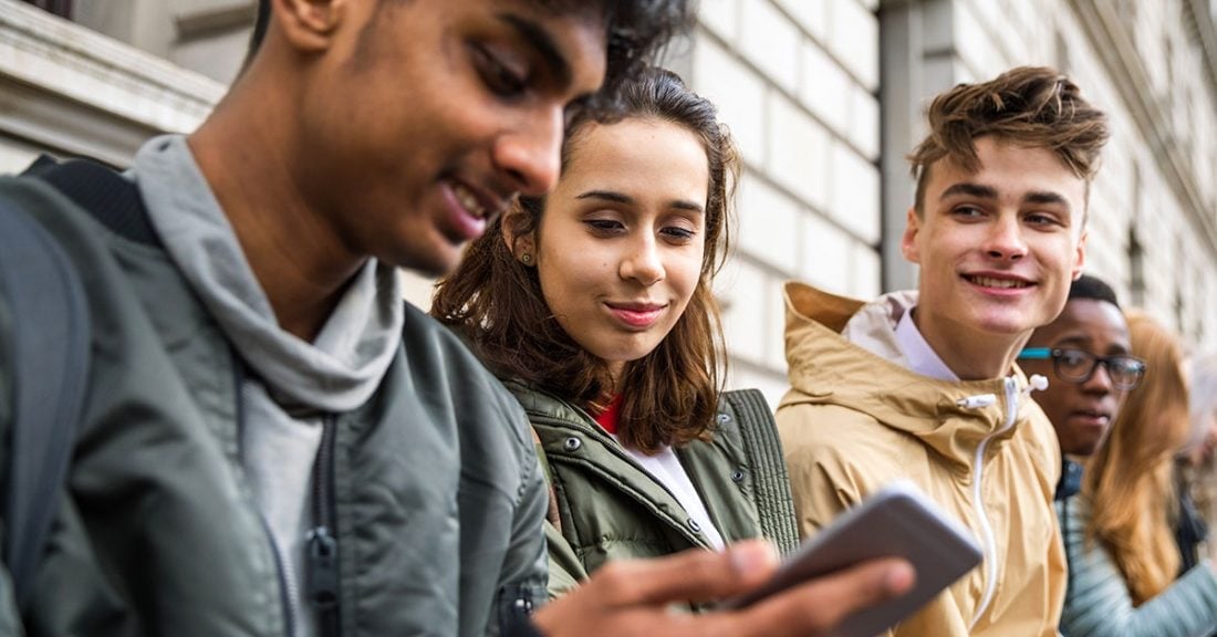 Secolul 21 a adus schimbări în viziunile politice. Generația Z are preferințe politice diferite în funcție de gen