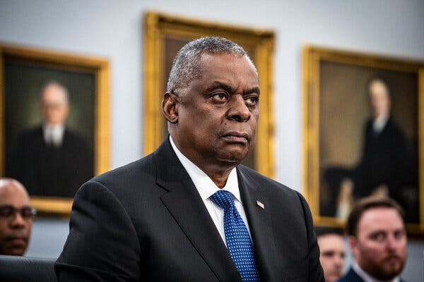 Pentagonul trebuie să dea explicații după ce a ascuns de Administrația Biden și de Congres spitalizarea lui Lloyd Austin