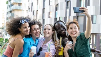 Vrei să fii influencer de succes? Ce conținut trebuie să promovezi în online