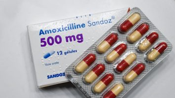 A fost descoperit noul antibiotic care ucide Superbacteria rezistentă la medicamente