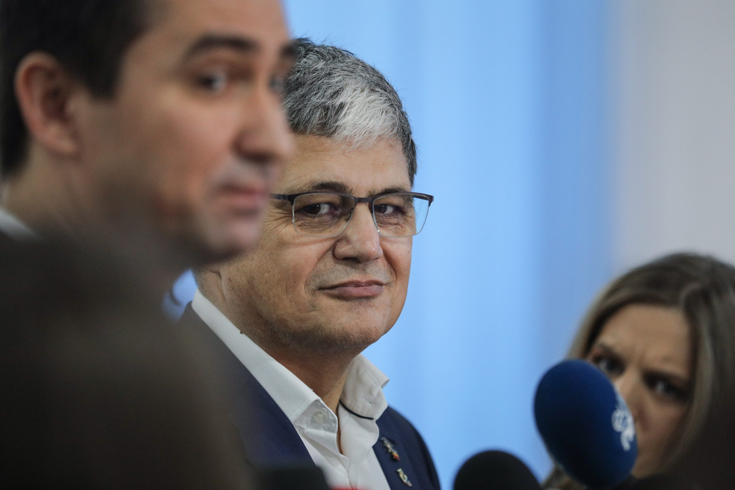 Răzvan Botea, ZF: Guvernul ne vinde interesele electorale ca „respect pentru mediul de business” și înfrângerile bugetare ca pe victorii
