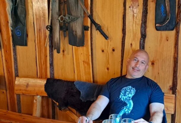 Patronul de la Ferma Dacilor, Cornel Dinicu, și ceilalți doi administratori ai firmei au fost reținuți