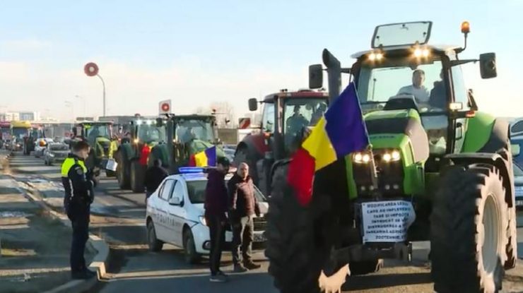 Infotrafic: Protestele transportatorilor şi fermierilor ar putea perturba din nou circulaţia maşinilor pe mai multe şosele din ţară
