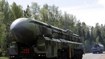 Coreea de Nord lansează o super-rachetă nucleară care se mişcă sub apă: ce este, cum funcţionează şi de ce o testează