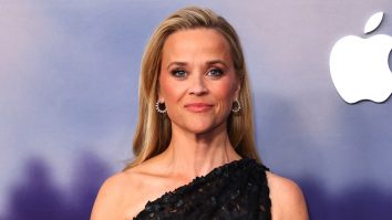 VIDEO. Reese Witherspoon stârnește controverse. Actrița a filmat un videoclip în care anunţă că îi place să mănânce zăpadă