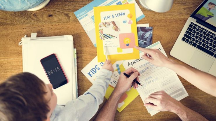 Ministerul Educației cere să fie raportate cazurile de homeschooling. De ce parintii nu isi pot educa copiii acasa?