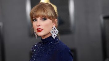 Taylor Swift își îndeamnă fanii să participe la alegerile primare republicane și democrate de Super Tuesday. Mesajul artistei