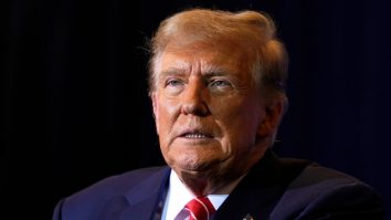 Donald Trump gafează din nou. A confundat-o pe pe rivala sa republicană, Nikki Halley, cu Nancy Pelosi