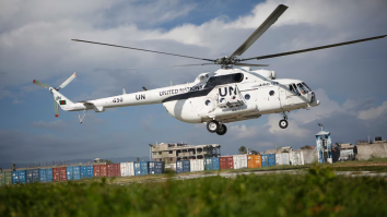 Un elicopter ONU a fost capturat de bărbaţi înarmaţi în Somalia