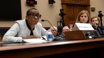 Claudine Gay își dă demisia. Președinta Universității Harvard pleacă după ce s-a confruntat cu mai multe acuzații