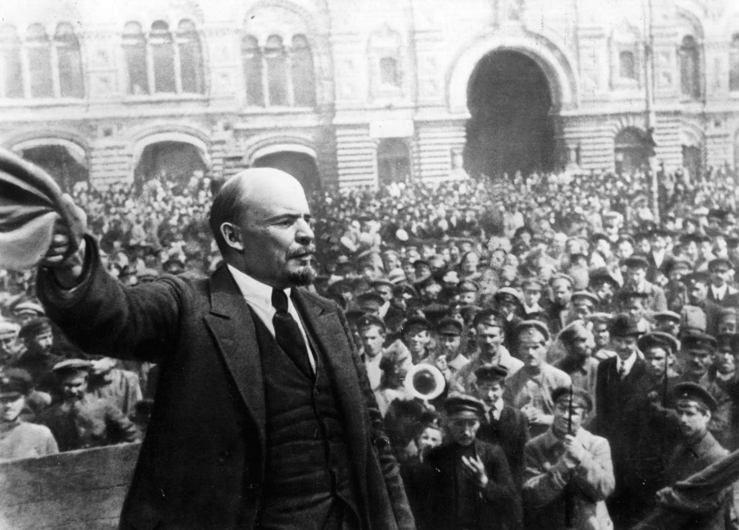 100 de ani de la moartea lui Lenin. Cum duce Putin moștenirea mai departe? Președintele rus visează la o Nouă Ordine Mondială, bazată pe Axa Răului