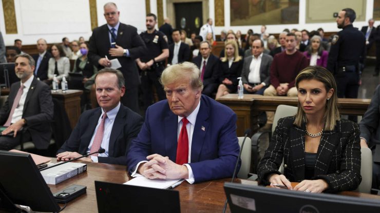 Curtea Supremă va decide dacă Trump este imun la urmărirea penală federală. Cum sunt afectate alegerile
