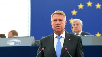 Klaus Iohannis se întâlnește astăzi cu Roberta Metsola şi cu europarlamentarii români