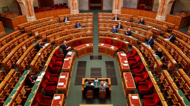 Parlamentul Ungariei se va reuni luni, 5 februarie, într-o sesiune extraordinară, la cererea opoziției, pentru a vota ratificarea aderării Suediei la NATO