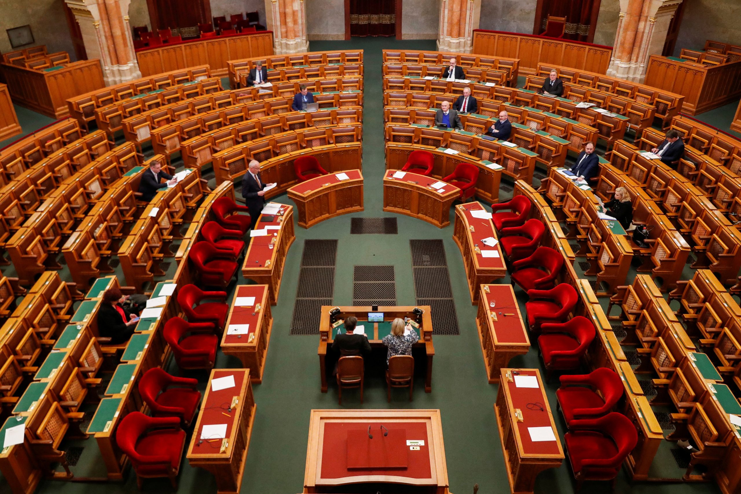 Parlamentul Ungariei se va reuni luni, 5 februarie, într-o sesiune extraordinară, la cererea opoziției, pentru a vota ratificarea aderării Suediei la NATO