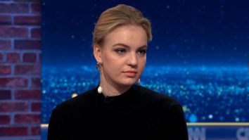 Dasha Navalnaia îi calcă pe urme tatălui ei. Este deja una dintre rarele voci ale opoziției din Rusia