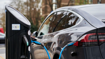 Franța oprește programul de leasing pentru mașini electrice, după 90.000 de cereri