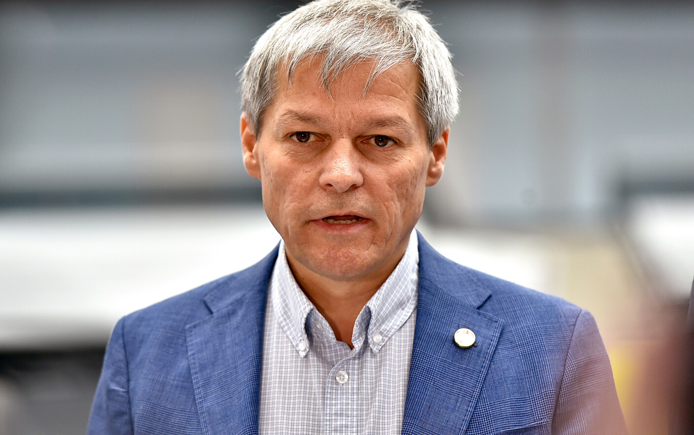 Cioloș: Anunțul despre Alianța PSD-PNL, începutul unui regim autoritar. Comasarea se va face mâine