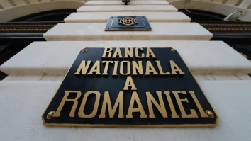 Rezervele valutare la Banca Naţională se situau la finalul lunii septembrie la 65 miliarde euro, faţă de 65,18 miliarde euro luna precedentă. Plăţile scadente în luna octombrie 2025 în contul datoriei publice însumează circa 2,45miliarde euro