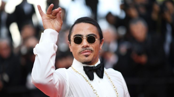 Salt Bae dă căldura mai încet la restaurantul din Londra. Face economie la facturi, deși profitul a crescut