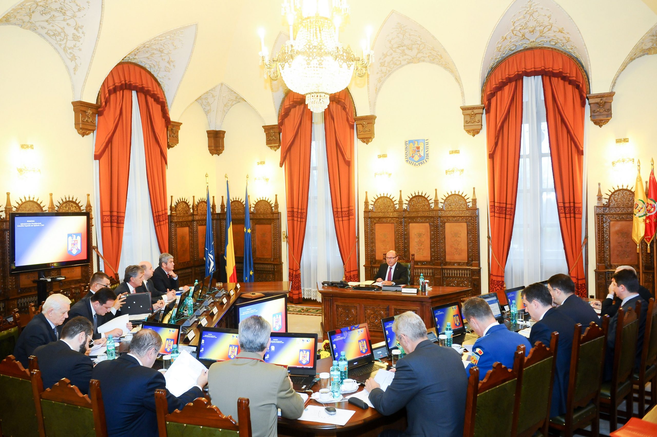 Iohannis și Ciolacu discută despre situația de securitate în înarmare la CSAT. Care sunt principalele subiecte din cadrul ședinței