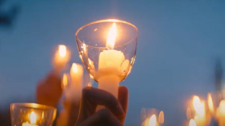 Atac armat la parada de la Super Bowl. The Shotline folosește A.I. ca să genereze mesaje vocale ale victimelor