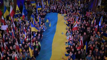 FOTO-VIDEO. Doi ani de război. Europa iese în stradă pentru Ucraina