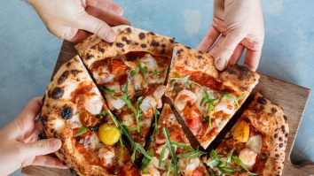 Astăzi sărbătorești Ziua Internațională a Pizza