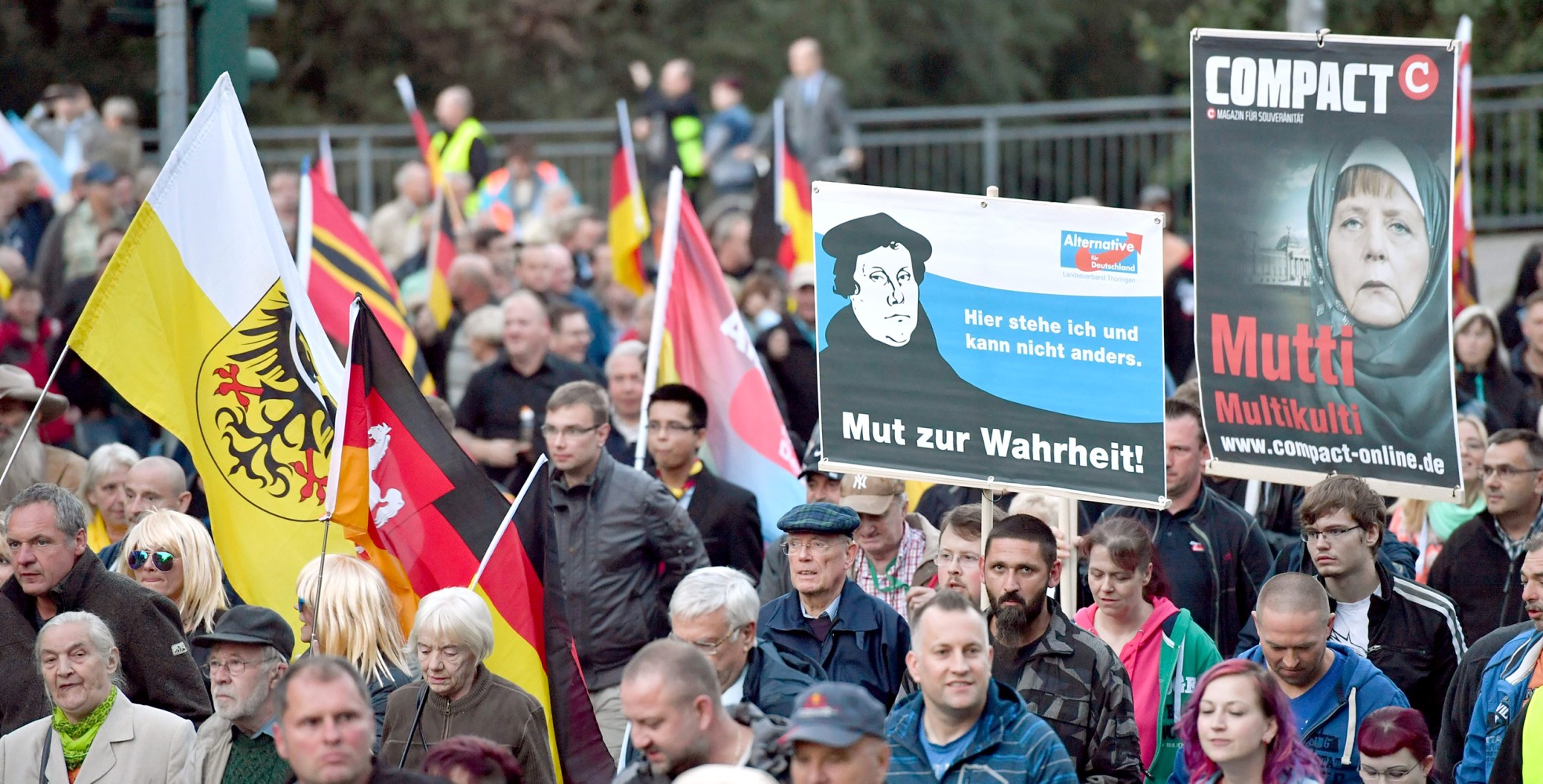 AFD devine a doua forță politică în Germania. Oamenii manifestează în fiecare sâmbătă față de extrema dreaptă