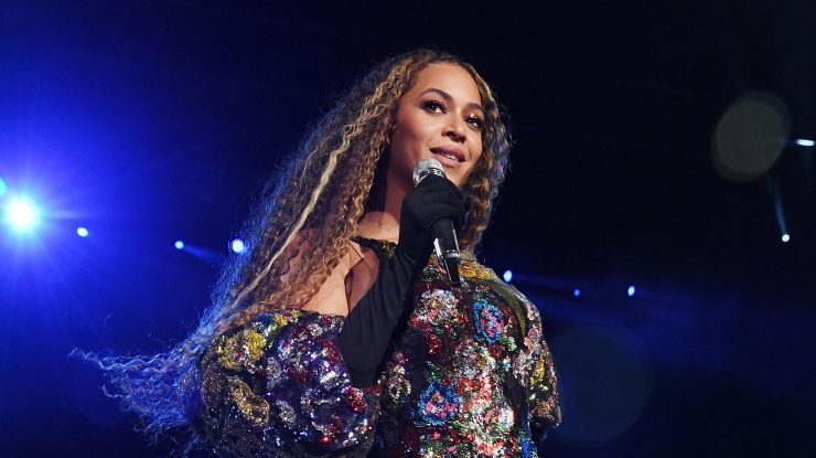 Beyonce devine prima femeie de culoare care ajunge pe primul loc în topul country din SUA. Ce artiști au mai avut această performanță