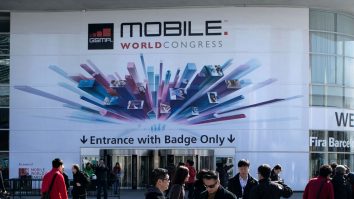 Inteligența artificială înlocuiește aplicațiile. Cum funcționează noul smartphone prezentat la Mobile World Congress