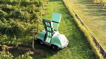 Un producător italian a dezvoltat un robot care elimină ciupercile din vița de vie. Ce alte funcții mai are acesta
