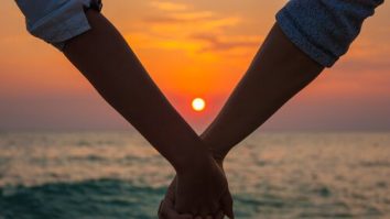 Dragostea transcende barierele lingvistice: Cuplul care s-a logodit prin intermediul A.I.