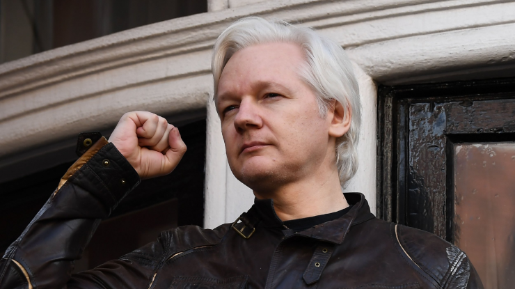 Capodopere ale lui Picasso, Rembrandt și Warhol vor fi distruse cu acid dacă Julian Assange moare în închisoare