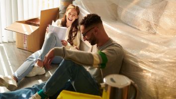 Tinerii din Franța sunt tot mai puțin interesați de sex. Jocurile video sau un film pe Netflix, mai atractive?