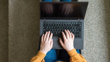 România e ultima țară din UE la utilizarea internetului pentru educație online. Cristian Tănase, profesor: „Suntem într-o deficiență în ceea ce privește platformele educaționale”