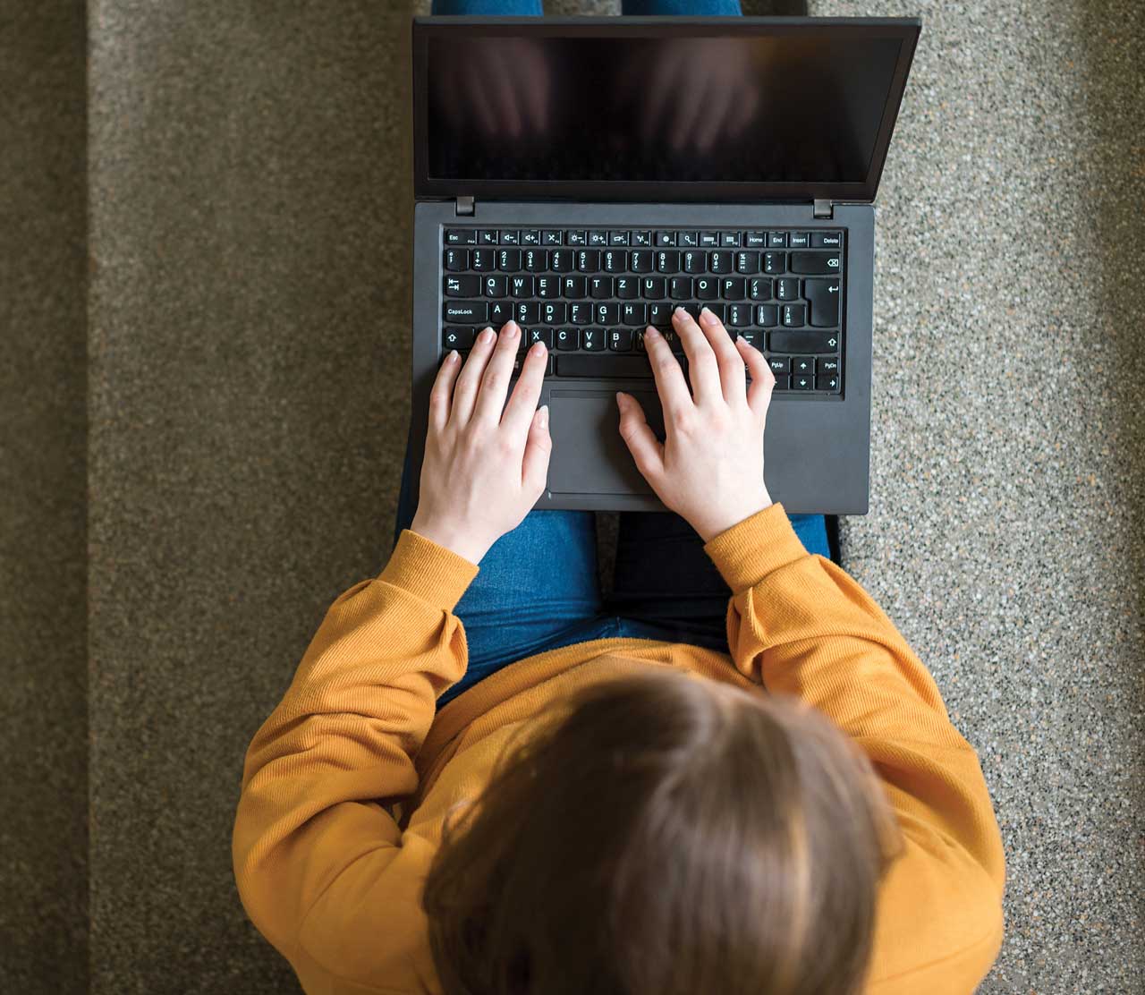 România e ultima țară din UE la utilizarea internetului pentru educație online. Cristian Tănase, profesor: „Suntem într-o deficiență în ceea ce privește platformele educaționale”