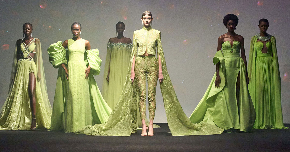 VIDEO. Cine defilează la Dubai Fashion Week?