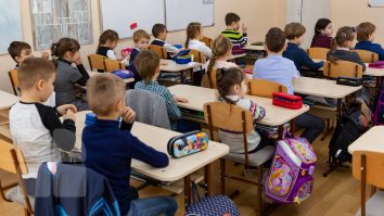Lacunele sistemului educațional: Ce îi împiedică pe profesori să facă performanță cu elevii?