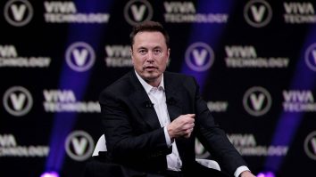 Israelul a bătut palma cu Elon Musk. Starlink va furniza internet inclusiv în anumite părți din Fâșia Gaza