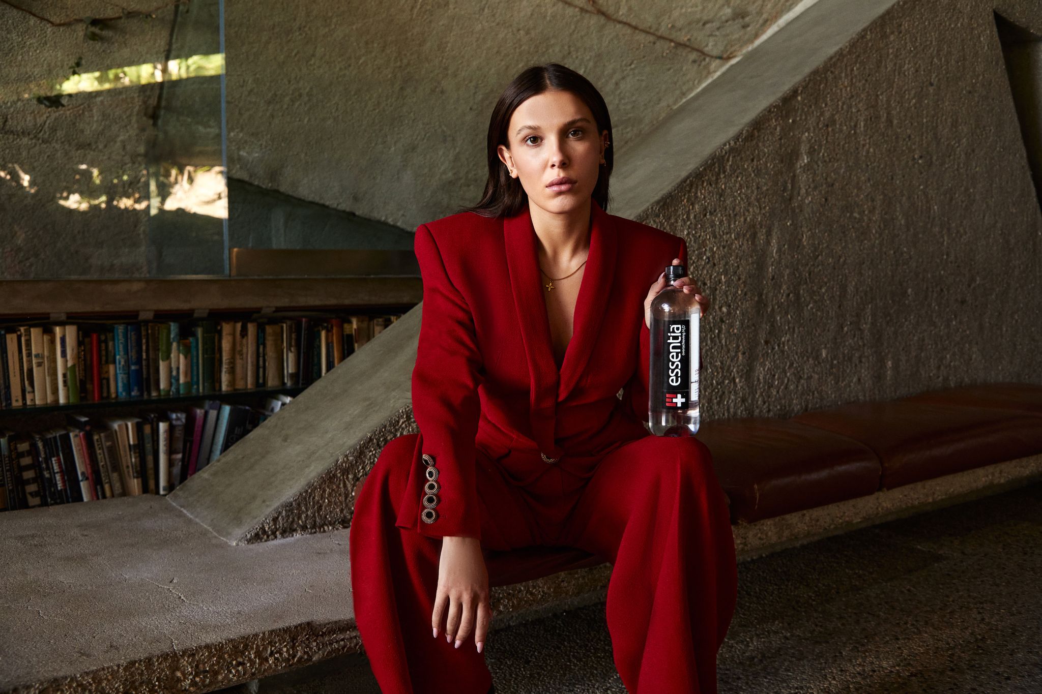 Millie Bobby Brown este personajul principal în Damsel. Când va fi premiera filmului?