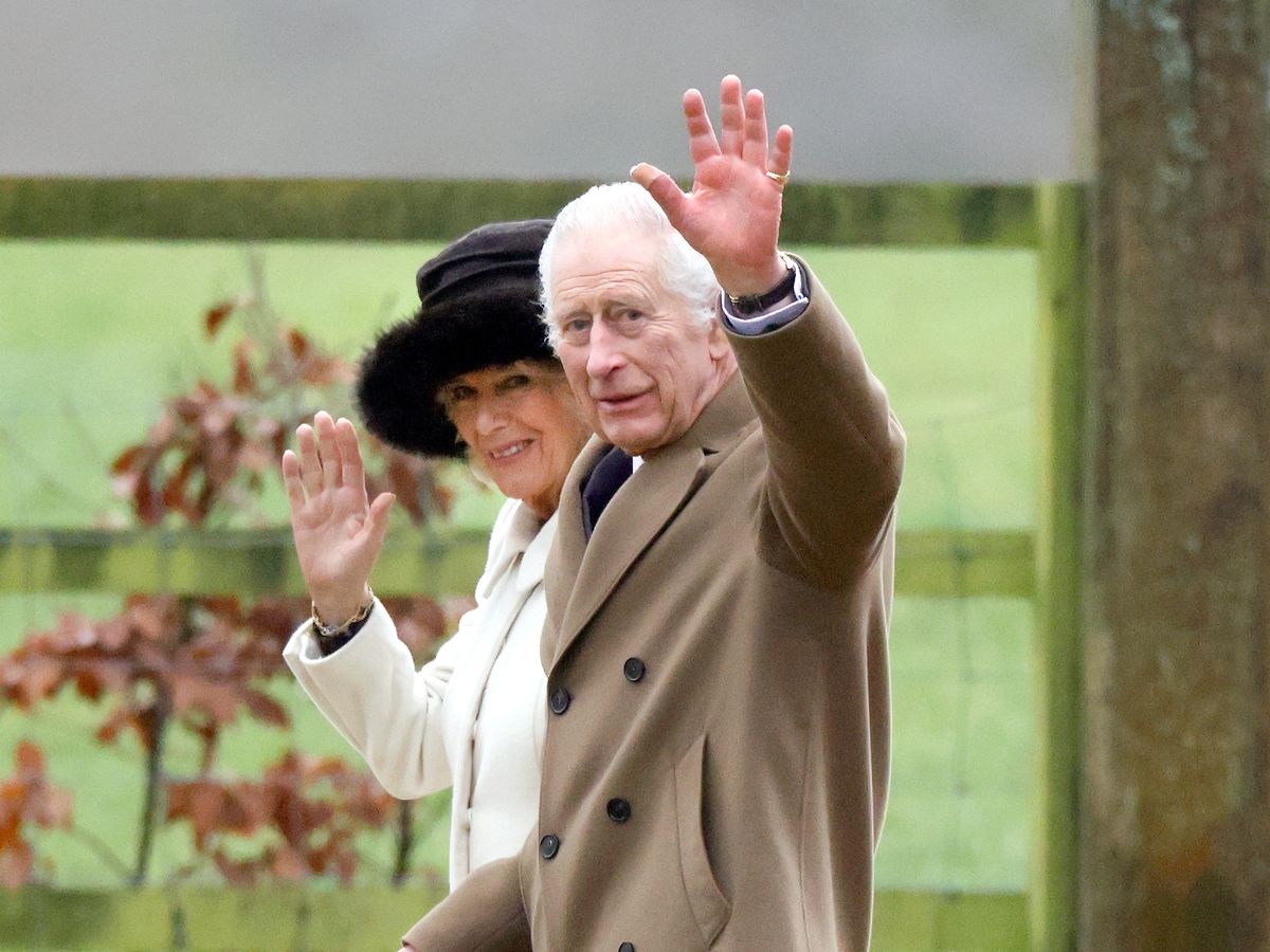 FOTO. Regele Charles al III-lea a avut prima apariție publică după diagnosticul de cancer. Unde a fost văzut monarhul alături de Camilla
