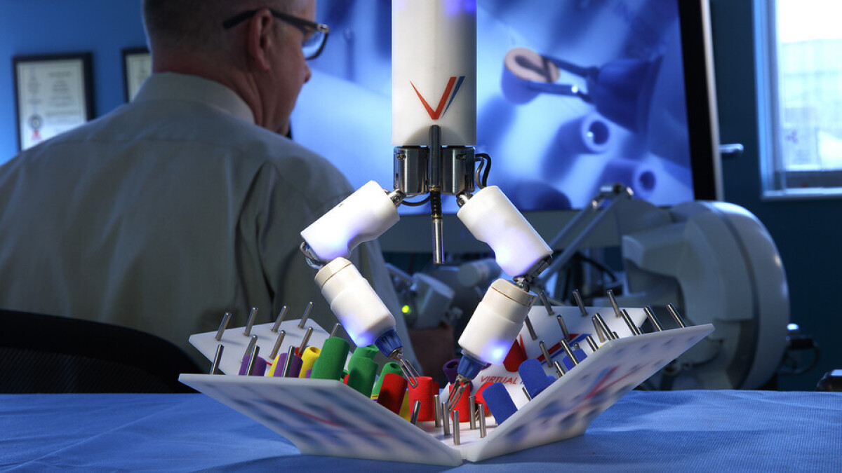 Chirurgie în spațiu: Un robot de pe Stația Spațială Internațională face prima operație în gravitație zero, controlat de la distanță