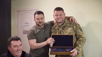 Zalujnîi nu e de acord cu tactica de război a lui Zelenski: „Ucraina nu trebuie să mai aștepte ajutoare din exterior”